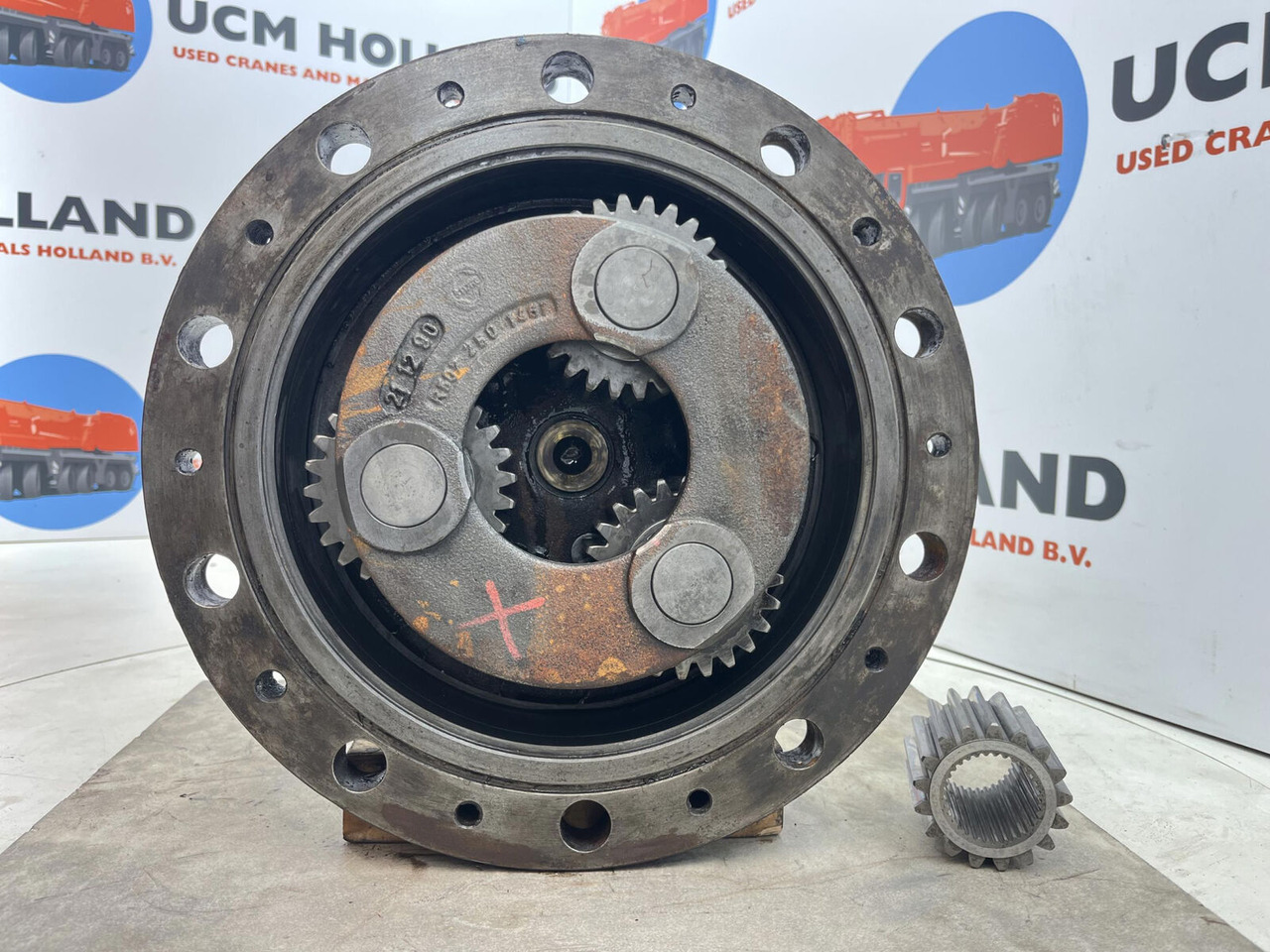 Kessler+Co Kessler Planetary gear 17-24-67-32-3pl-H83-42 - Бортовой редуктор для Мобильных кранов: фото 4 Kessler+Co Kessler Planetary gear 17-24-67-32-3pl-H83-42 - Бортовой редуктор для Мобильных кранов: фото 4