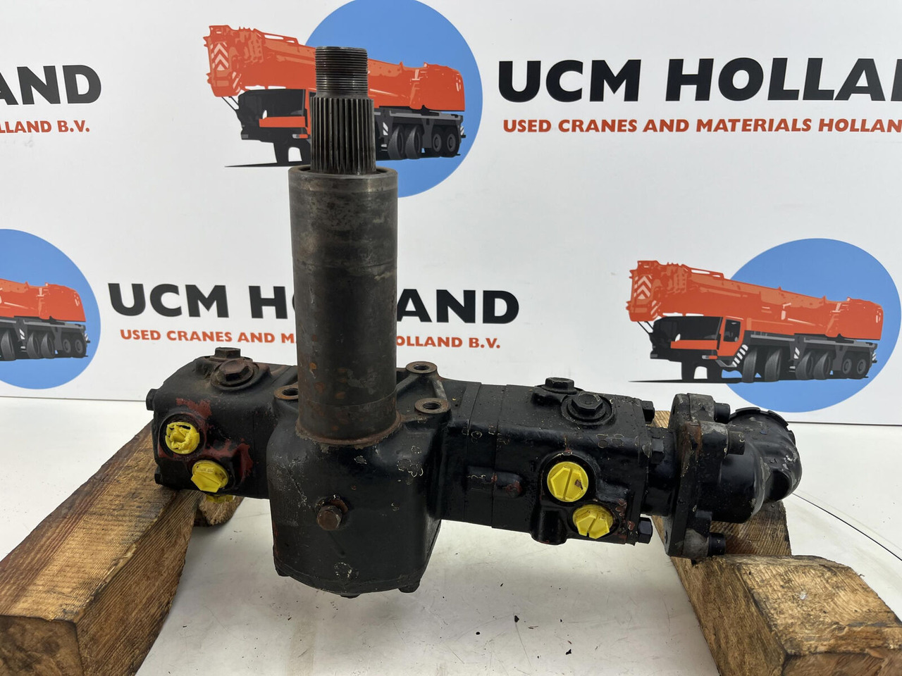 Krupp 70 GMT/AT steering box - Рулевой механизм для Мобильных кранов: фото 3 Krupp 70 GMT/AT steering box - Рулевой механизм для Мобильных кранов: фото 3
