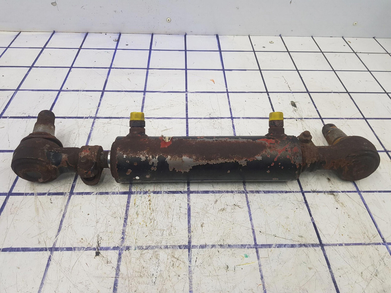 Krupp KMK 3045 steering cylinder - Гидравлический цилиндр для Мобильных кранов: фото 2 Krupp KMK 3045 steering cylinder - Гидравлический цилиндр для Мобильных кранов: фото 2