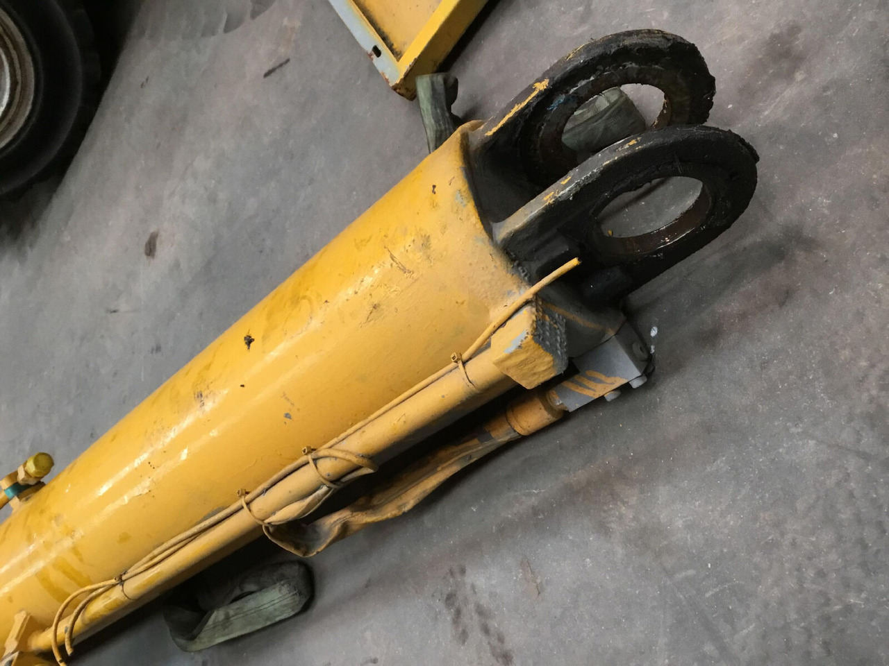 Liebherr LTM 1030-2 boom cylinder - Гидравлический цилиндр для Мобильных кранов: фото 4 Liebherr LTM 1030-2 boom cylinder - Гидравлический цилиндр для Мобильных кранов: фото 4