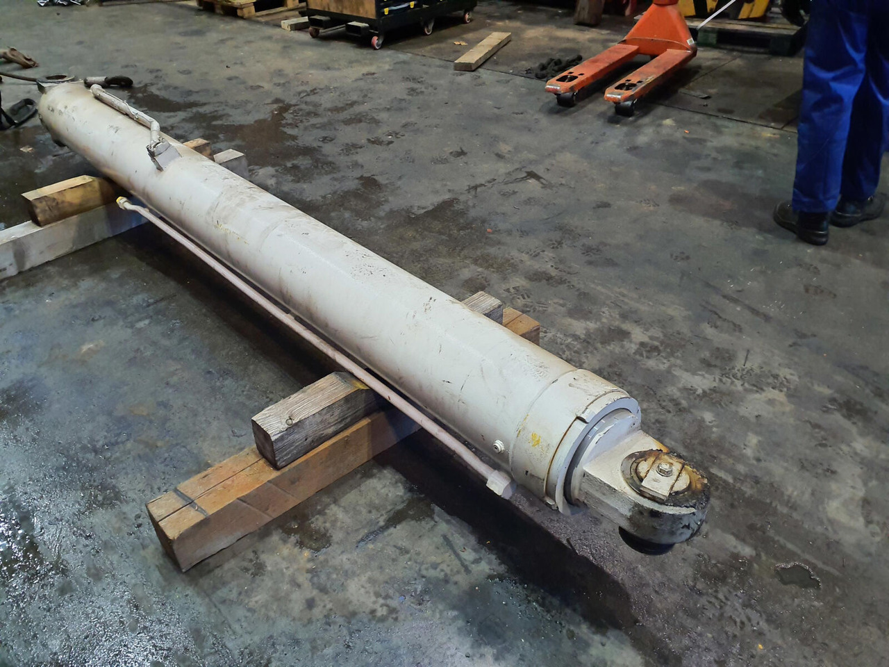 Liebherr LTM 1045-3.1 boom cylinder - Гидравлический цилиндр для Мобильных кранов: фото 1 Liebherr LTM 1045-3.1 boom cylinder - Гидравлический цилиндр для Мобильных кранов: фото 1