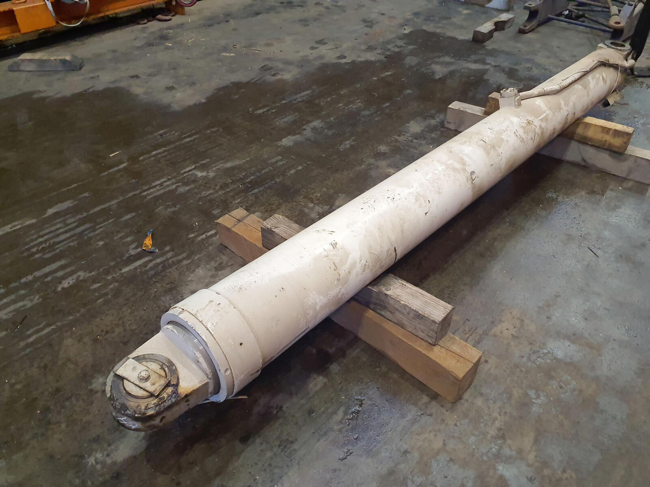 Liebherr LTM 1045-3.1 boom cylinder - Гидравлический цилиндр для Мобильных кранов: фото 2 Liebherr LTM 1045-3.1 boom cylinder - Гидравлический цилиндр для Мобильных кранов: фото 2