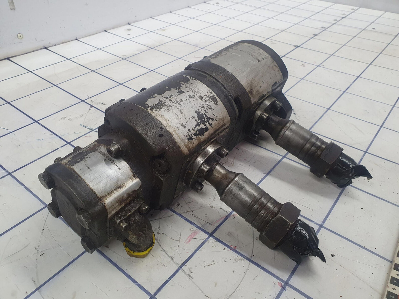 Liebherr LTM 1050-1 TRIPLE GEAR PUMP - Гидравлический насос для Мобильных кранов: фото 3 Liebherr LTM 1050-1 TRIPLE GEAR PUMP - Гидравлический насос для Мобильных кранов: фото 3