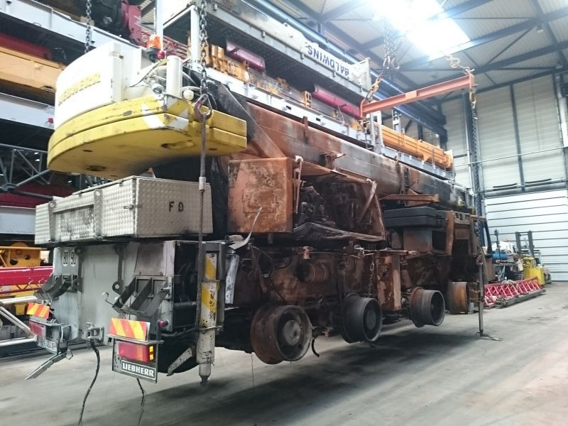 Liebherr LTM 1060-2 for parts - Мобильный кран: фото 1 Liebherr LTM 1060-2 for parts - Мобильный кран: фото 1