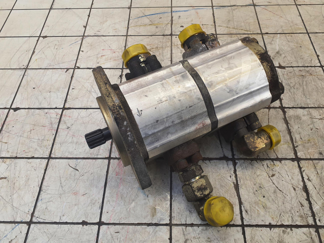 Liebherr LTM 1070-4.1 TWO-STAGE PUMP - Гидравлический насос для Мобильных кранов: фото 1 Liebherr LTM 1070-4.1 TWO-STAGE PUMP - Гидравлический насос для Мобильных кранов: фото 1