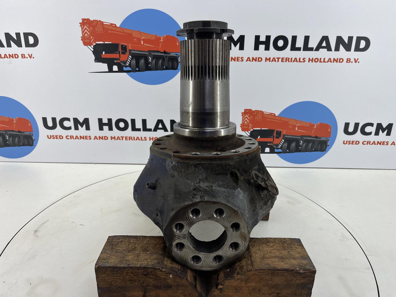 Liebherr LTM 1070-4.2 axle 3 steering knuckle 16 holes - Поворотный кулак для Кранов: фото 3 Liebherr LTM 1070-4.2 axle 3 steering knuckle 16 holes - Поворотный кулак для Кранов: фото 3