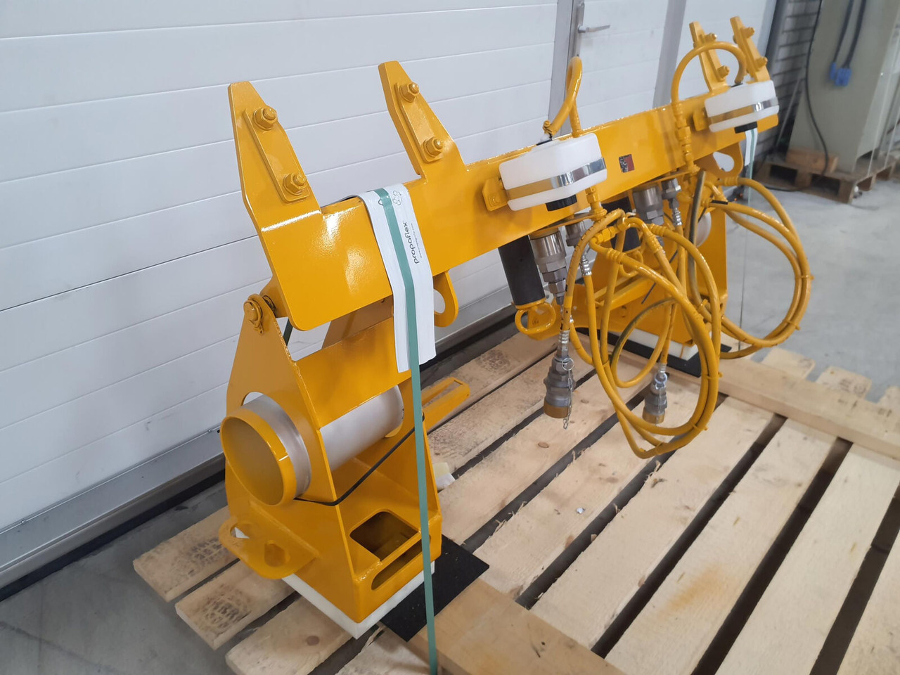 Liebherr LTM 1750-9.1 Luffing cylinder lifting device rear - Кузов и экстерьер для Мобильных кранов: фото 2 Liebherr LTM 1750-9.1 Luffing cylinder lifting device rear - Кузов и экстерьер для Мобильных кранов: фото 2