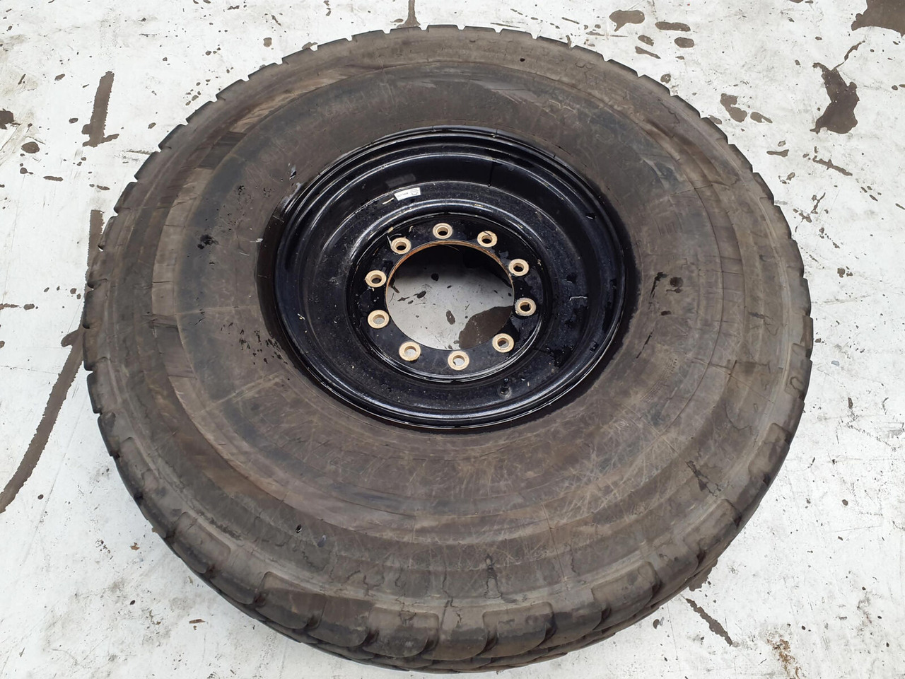 Liebherr Wheel 445/95R25 10 12 1p - Колесо для Кранов: фото 2 Liebherr Wheel 445/95R25 10 12 1p - Колесо для Кранов: фото 2