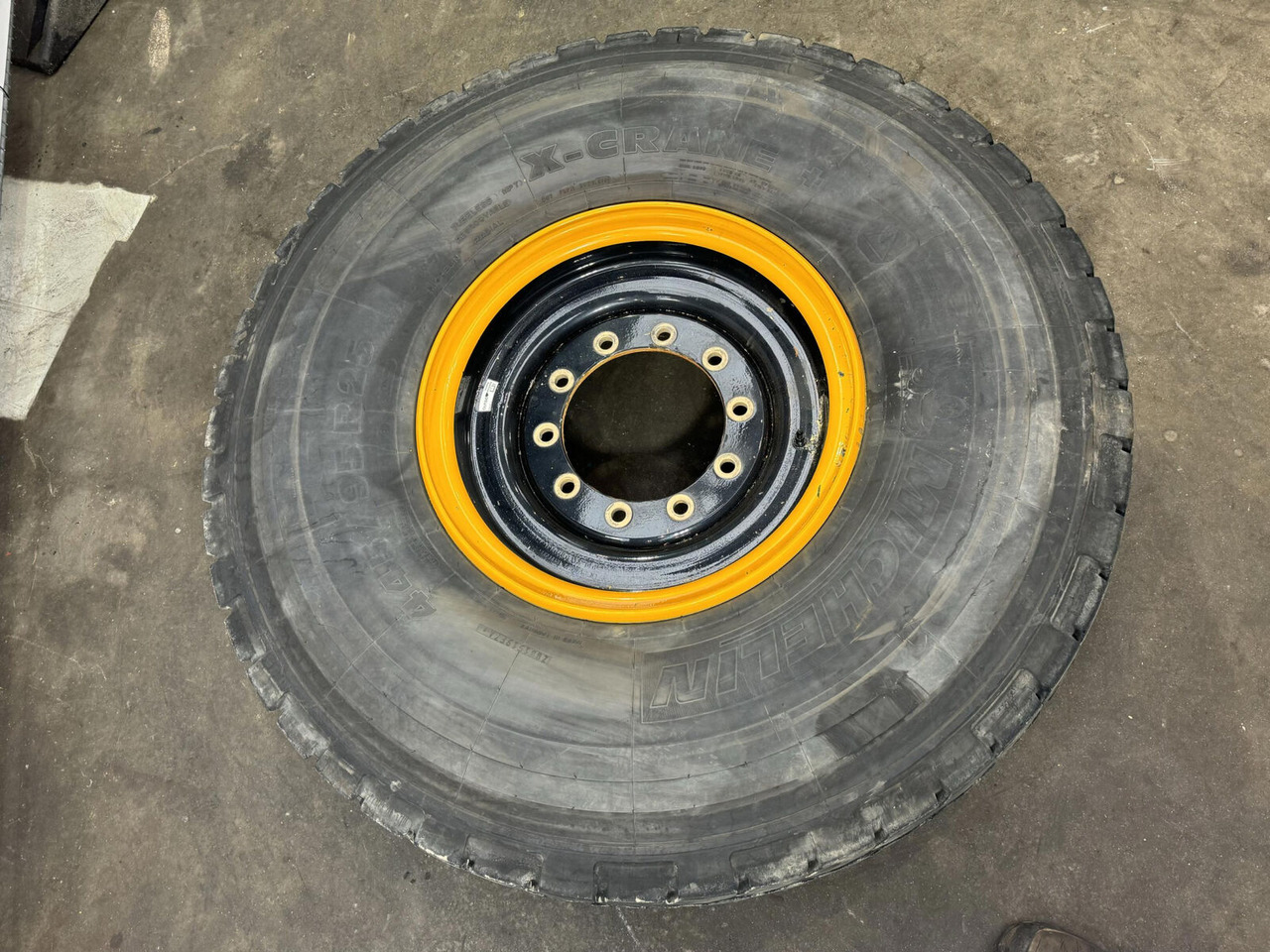 Michelin Wheel 445/95R25 10 12.3 1p - Колесо для Кранов: фото 1 Michelin Wheel 445/95R25 10 12.3 1p - Колесо для Кранов: фото 1