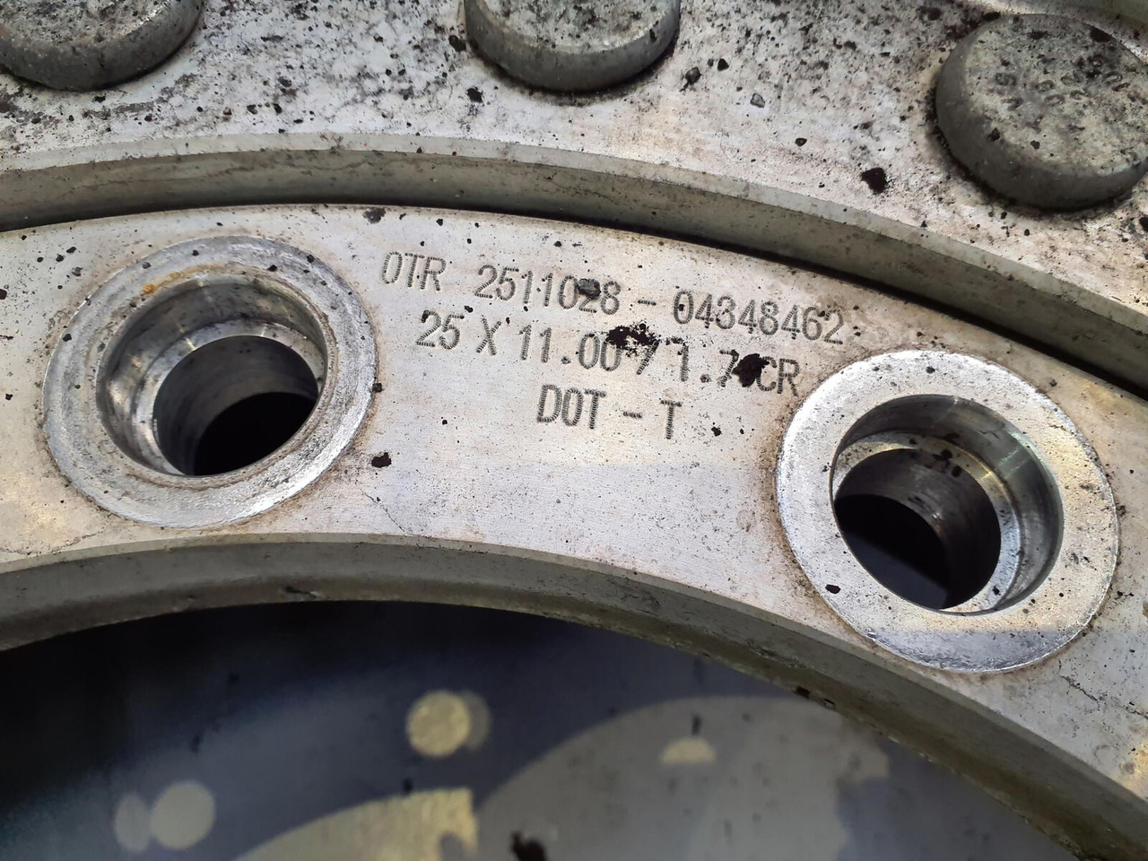 Michelin Wheel 445/95R25 12 9 2p alu - Колесо для Кранов: фото 4 Michelin Wheel 445/95R25 12 9 2p alu - Колесо для Кранов: фото 4