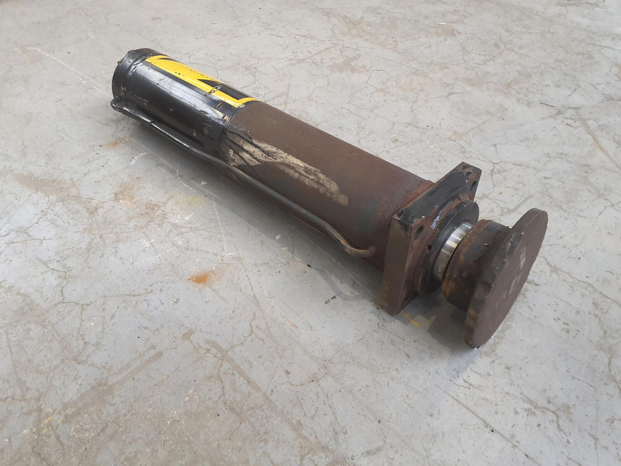 Spierings SK 598 Outrigger cylinder - Гидравлический цилиндр для Кранов: фото 1 Spierings SK 598 Outrigger cylinder - Гидравлический цилиндр для Кранов: фото 1