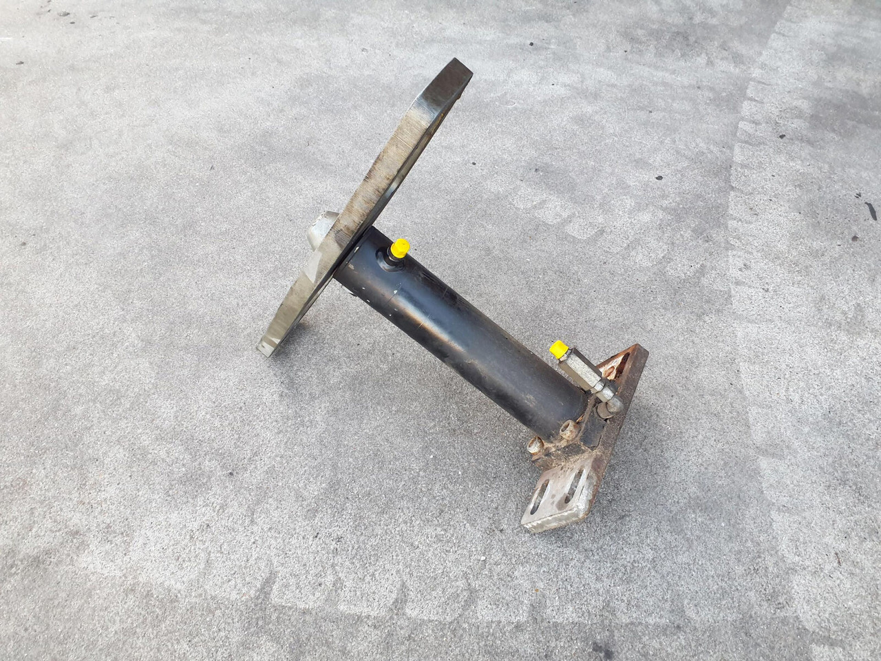 Terex AC 50-1 counterweight cylinder - Гидравлический цилиндр для Кранов: фото 2 Terex AC 50-1 counterweight cylinder - Гидравлический цилиндр для Кранов: фото 2