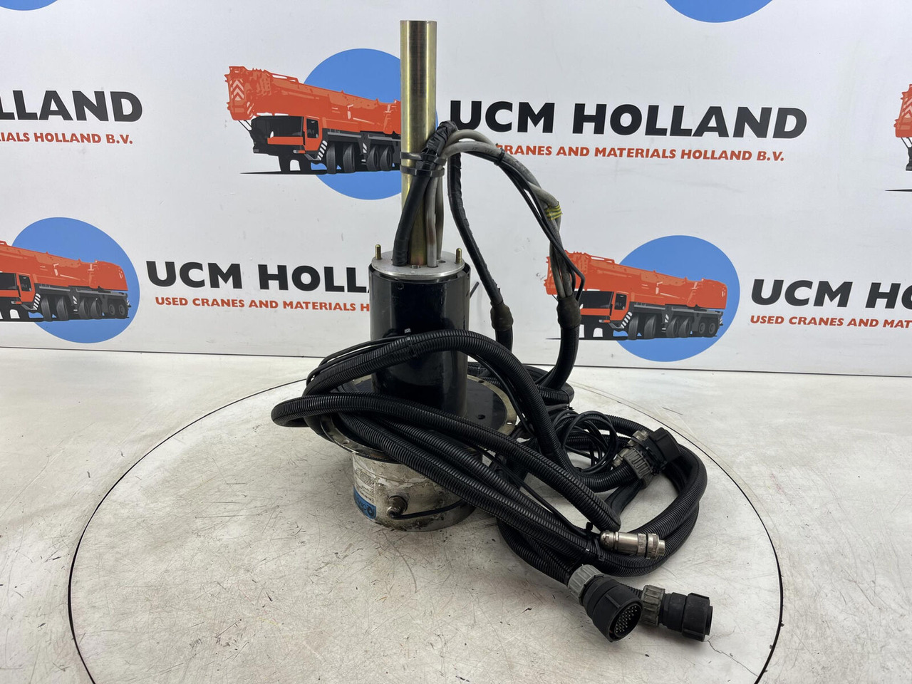 Terex AC slip ring assy - Электрическая система для Кранов: фото 1 Terex AC slip ring assy - Электрическая система для Кранов: фото 1