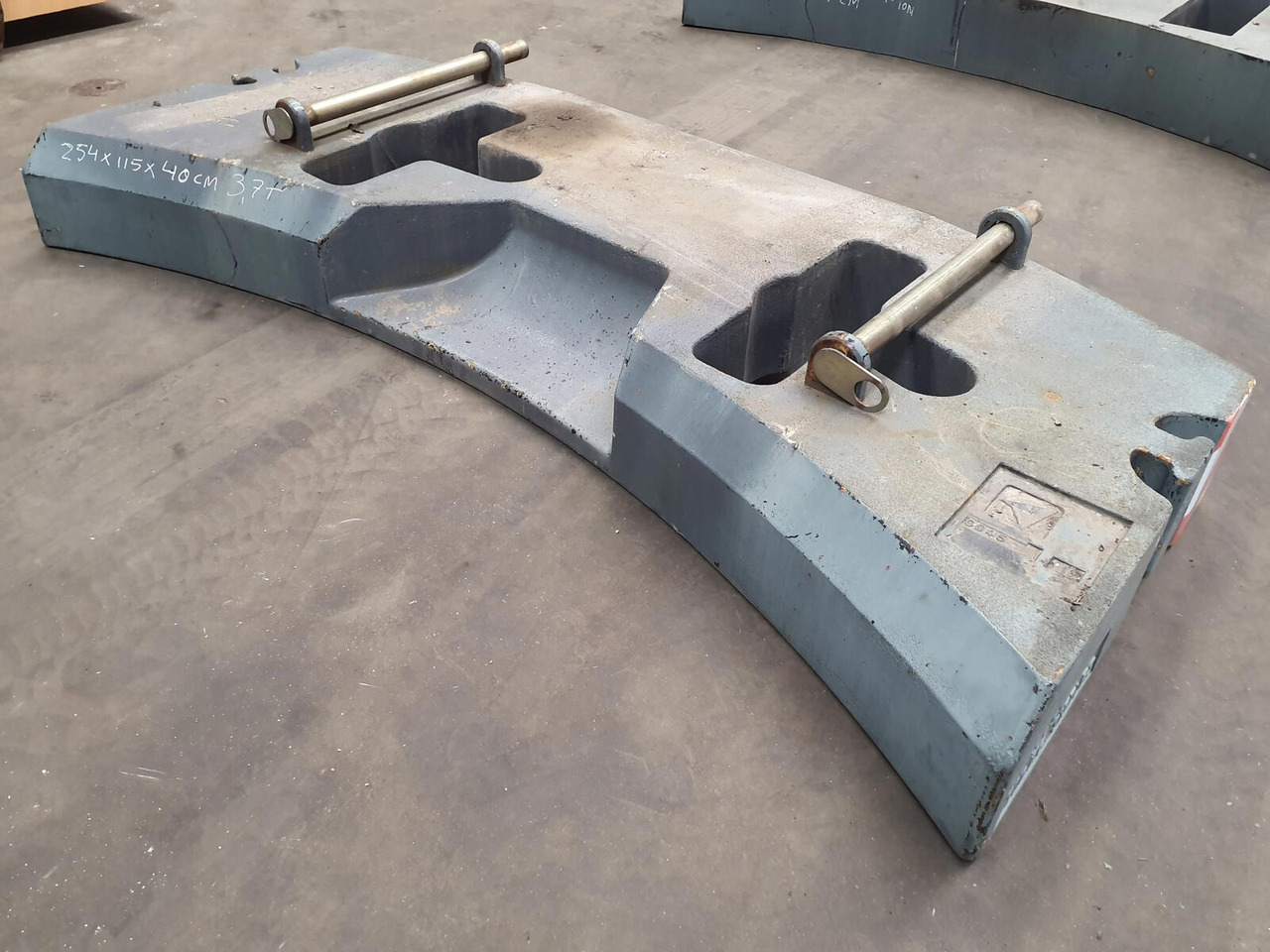 Terex Terex Demag Challenger 4200 counterweight 3.7 Ton - Противовес для Мобильных кранов: фото 2 Terex Terex Demag Challenger 4200 counterweight 3.7 Ton - Противовес для Мобильных кранов: фото 2