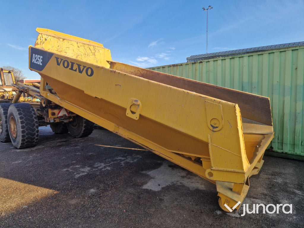 Кузов для самосвала Dumperflak - Volvo, A25E, På Lastväxlarram: фото 1