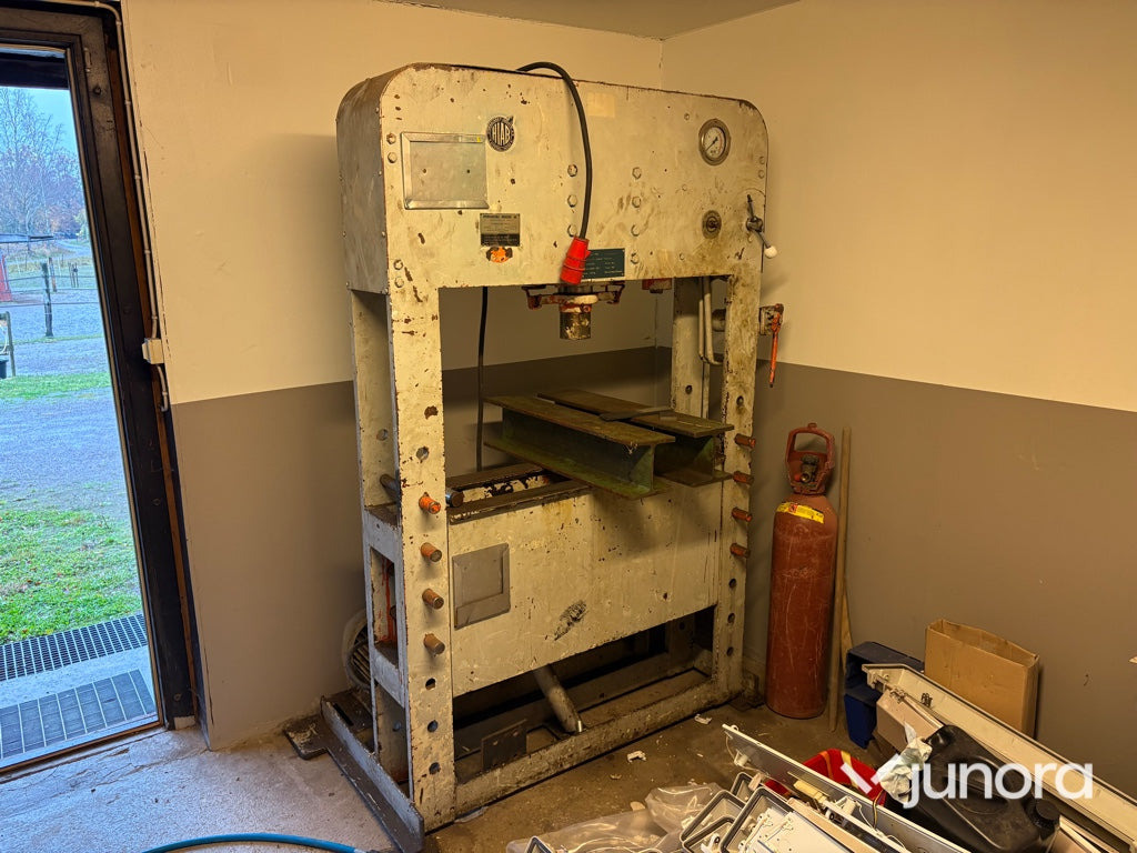 Hydraulpress - Hiab H100E, 100 ton - Листогибочный пресс: фото 2 Hydraulpress - Hiab H100E, 100 ton - Листогибочный пресс: фото 2