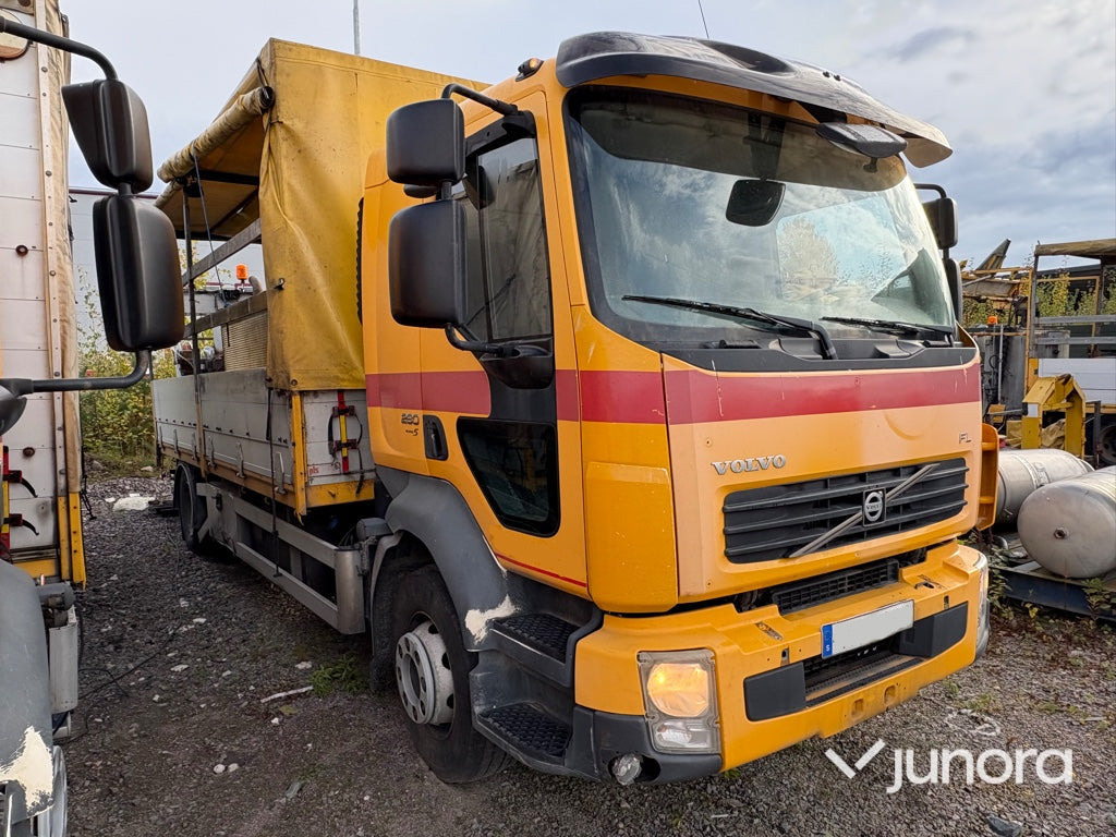 Lastbil - Volvo FL-280 4*2 - Тентованный грузовик: фото 3 Lastbil - Volvo FL-280 4*2 - Тентованный грузовик: фото 3