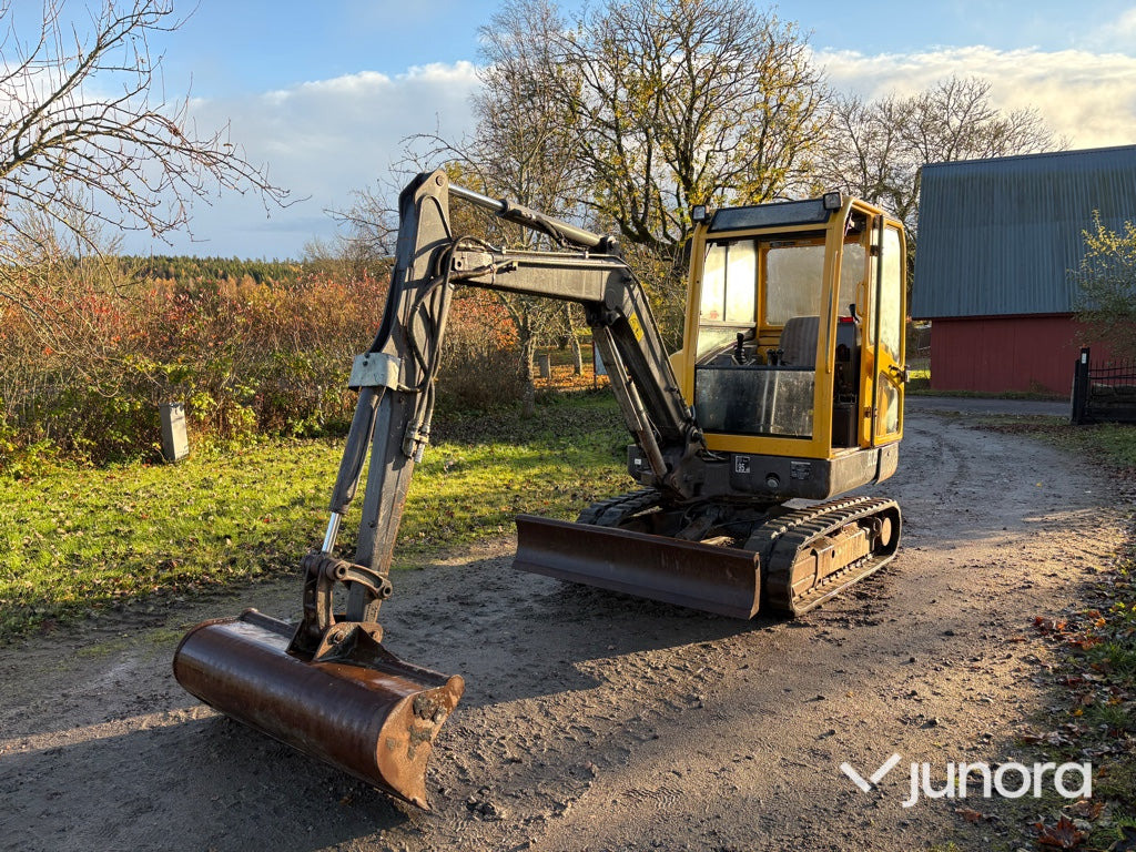 Minigrävare - Volvo, EC25 - Мини-экскаватор: фото 1 Minigrävare - Volvo, EC25 - Мини-экскаватор: фото 1