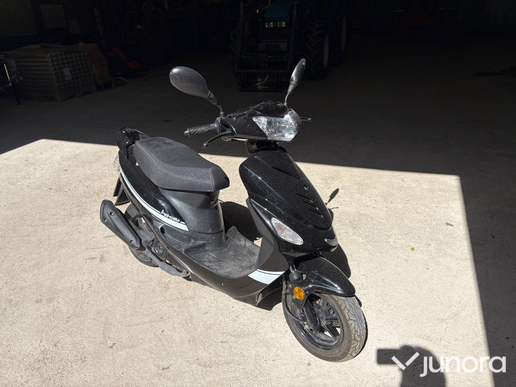 Moped Drax Awesome E5 - Мотоцикл: фото 1 Moped Drax Awesome E5 - Мотоцикл: фото 1