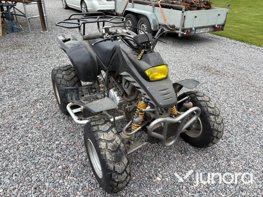 Motorcykel, ATV SMC 200 - årsmodell 2005 - Квадроцикл: фото 3 Motorcykel, ATV SMC 200 - årsmodell 2005 - Квадроцикл: фото 3