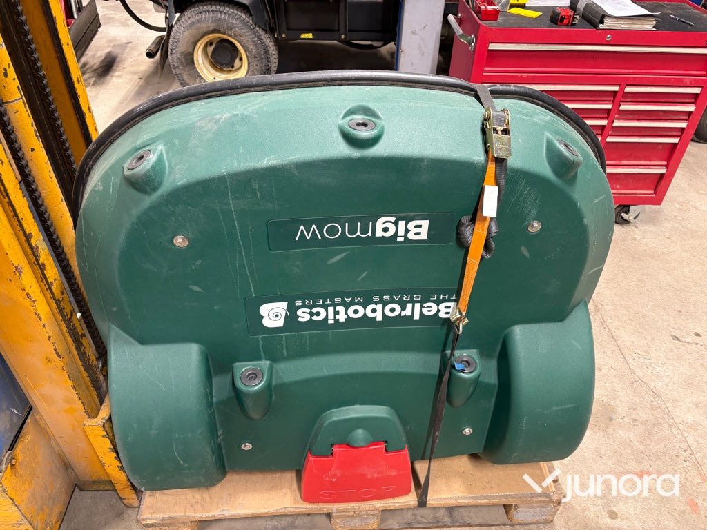 Robotklippare - Belrobotics Bigmow - Газонокосилка: фото 2 Robotklippare - Belrobotics Bigmow - Газонокосилка: фото 2