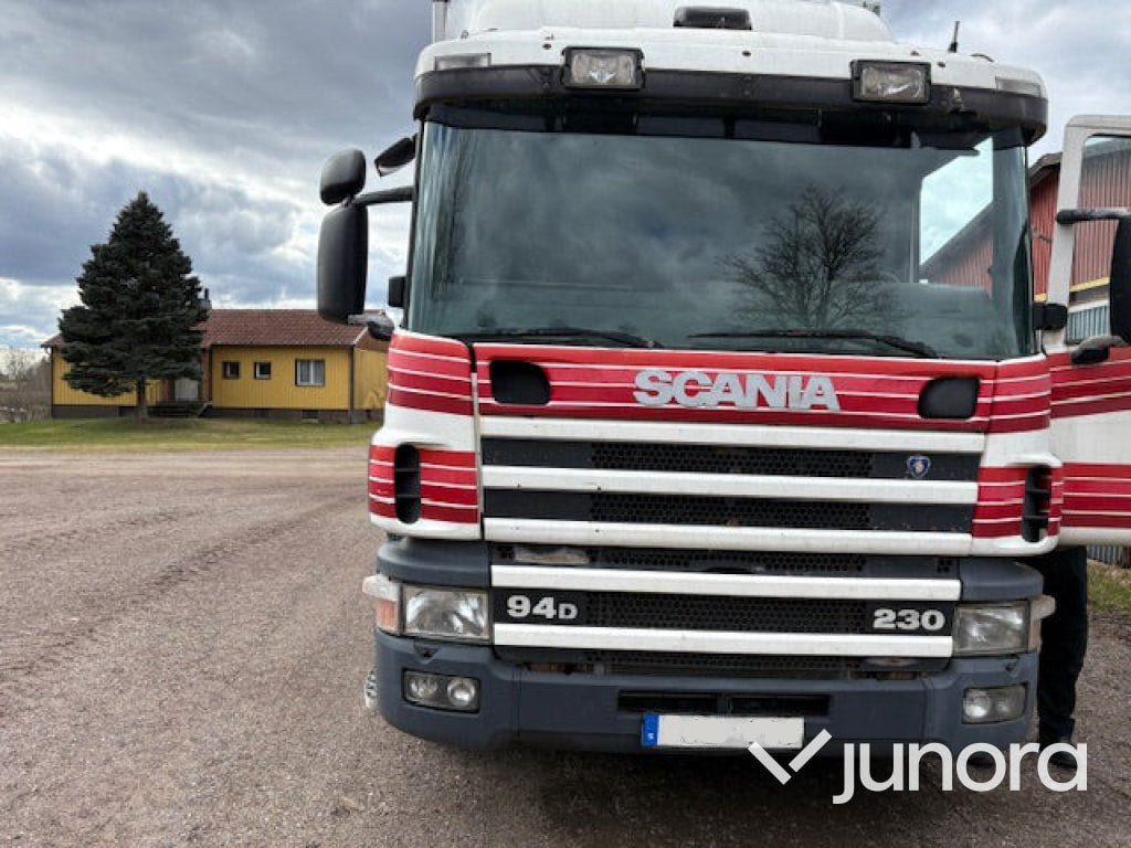 Scania P94 - Грузовик с закрытым кузовом: фото 3 Scania P94 - Грузовик с закрытым кузовом: фото 3