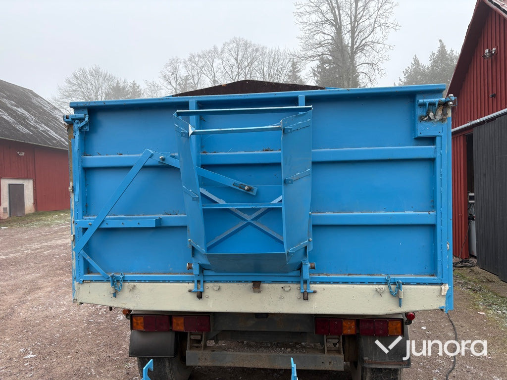 Самосвальный прицеп Torkvagn/Spannmålsvagn med tipp - 25 kubik: фото 6 Самосвальный прицеп Torkvagn/Spannmålsvagn med tipp - 25 kubik: фото 6