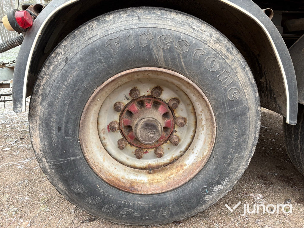 Самосвальный прицеп Torkvagn/Spannmålsvagn med tipp - 25 kubik: фото 23 Самосвальный прицеп Torkvagn/Spannmålsvagn med tipp - 25 kubik: фото 23