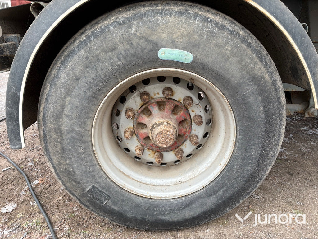 Самосвальный прицеп Torkvagn/Spannmålsvagn med tipp - 25 kubik: фото 22 Самосвальный прицеп Torkvagn/Spannmålsvagn med tipp - 25 kubik: фото 22