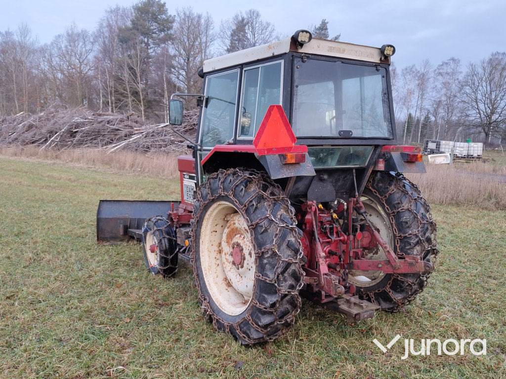 Traktor - International 484 STD - Трактор: фото 2 Traktor - International 484 STD - Трактор: фото 2