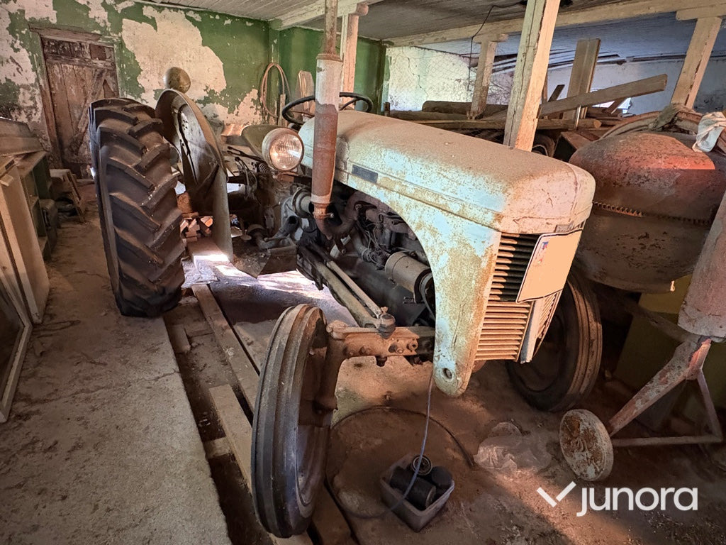 Traktor - Massey Ferguson, Grålle - Трактор: фото 3 Traktor - Massey Ferguson, Grålle - Трактор: фото 3