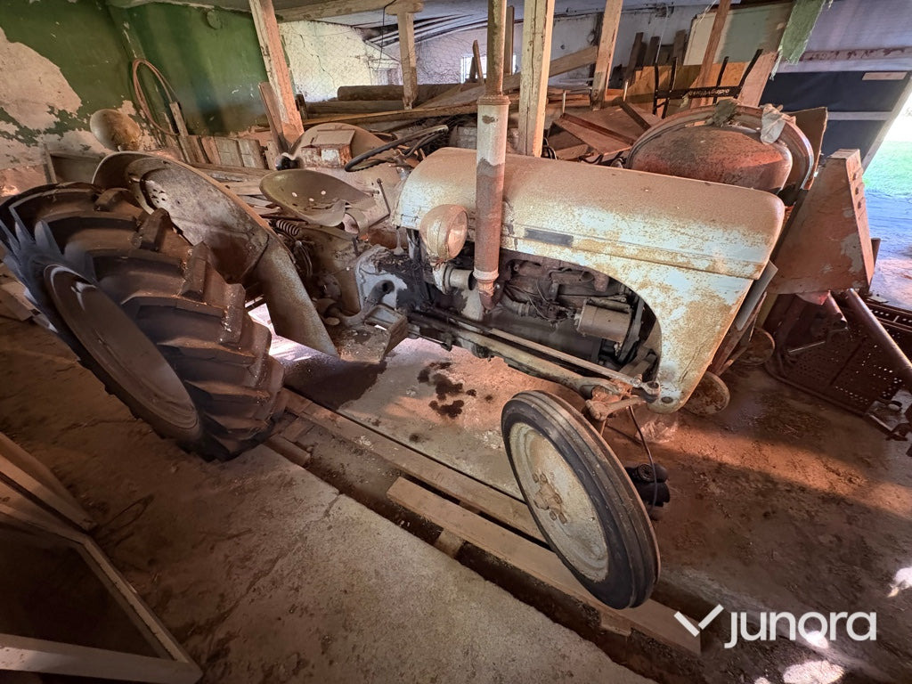 Traktor - Massey Ferguson, Grålle - Трактор: фото 4 Traktor - Massey Ferguson, Grålle - Трактор: фото 4