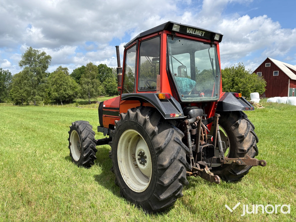 Valmet 305 - Трактор: фото 3 Valmet 305 - Трактор: фото 3