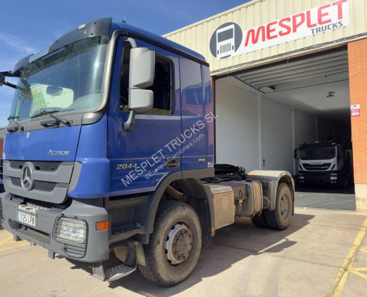 Mercedes Actros 2044 - Тягач: фото 1 Mercedes Actros 2044 - Тягач: фото 1