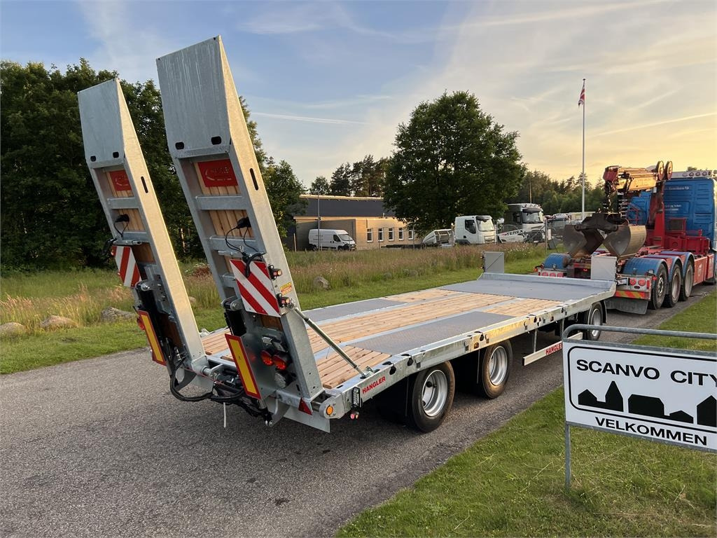 Hangler DTS-H 300 3 akslet hænger med ramper  - Низкорамный прицеп: фото 1 Hangler DTS-H 300 3 akslet hænger med ramper  - Низкорамный прицеп: фото 1