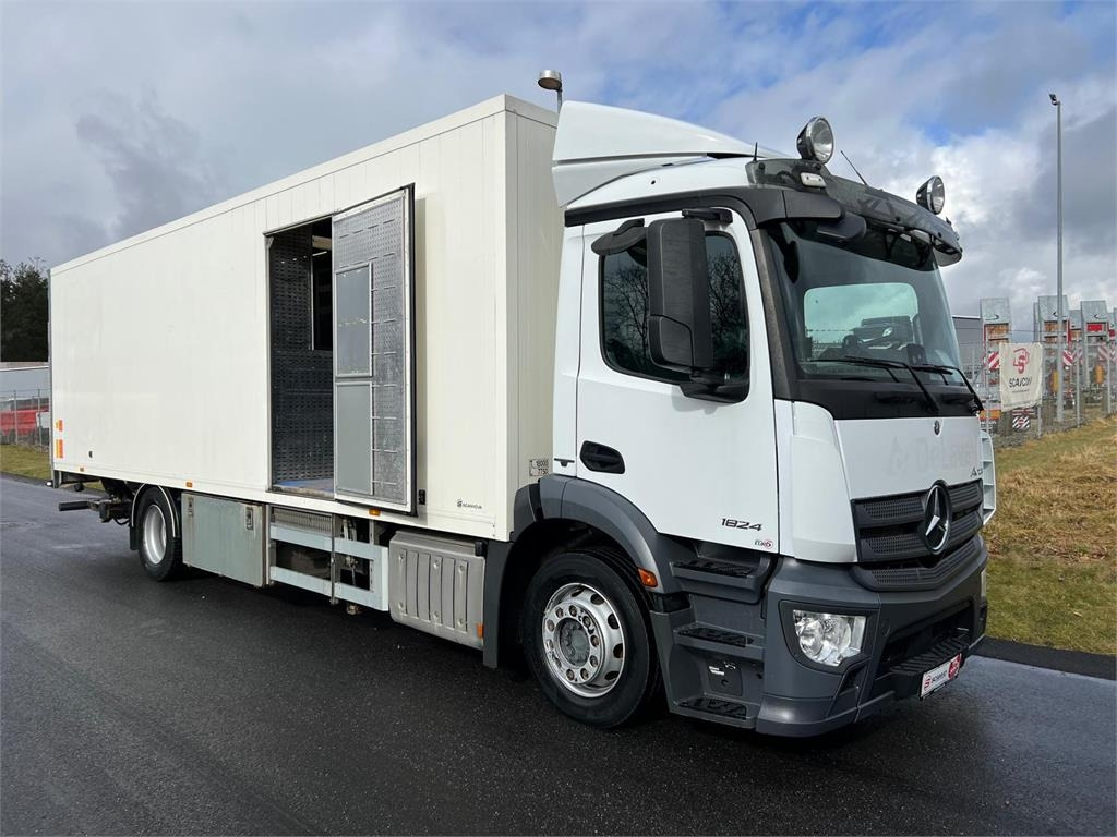 Mercedes-Benz Antos 1824 LnR - Грузовик с закрытым кузовом: фото 2 Mercedes-Benz Antos 1824 LnR - Грузовик с закрытым кузовом: фото 2