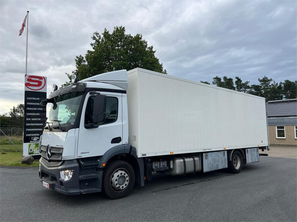 Mercedes-Benz Antos 1824 LnR - Грузовик с закрытым кузовом: фото 3 Mercedes-Benz Antos 1824 LnR - Грузовик с закрытым кузовом: фото 3