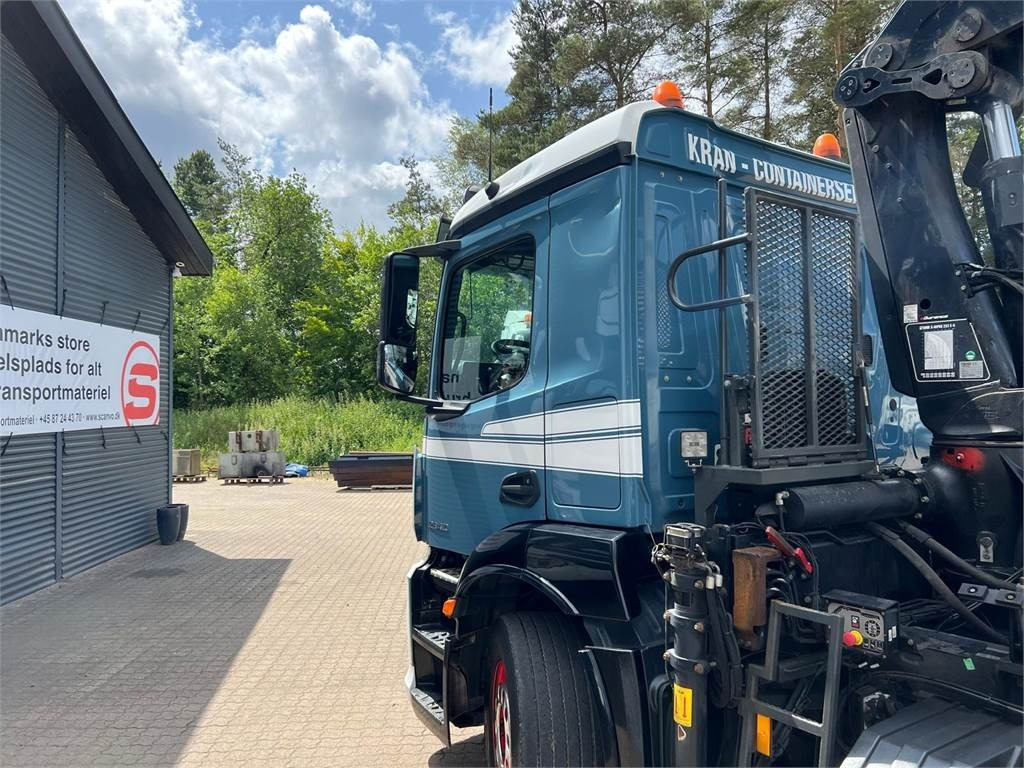 Mercedes-Benz Antos 2540 L - Hiab 232E5 kran - Портальный бункеровоз: фото 5 Mercedes-Benz Antos 2540 L - Hiab 232E5 kran - Портальный бункеровоз: фото 5