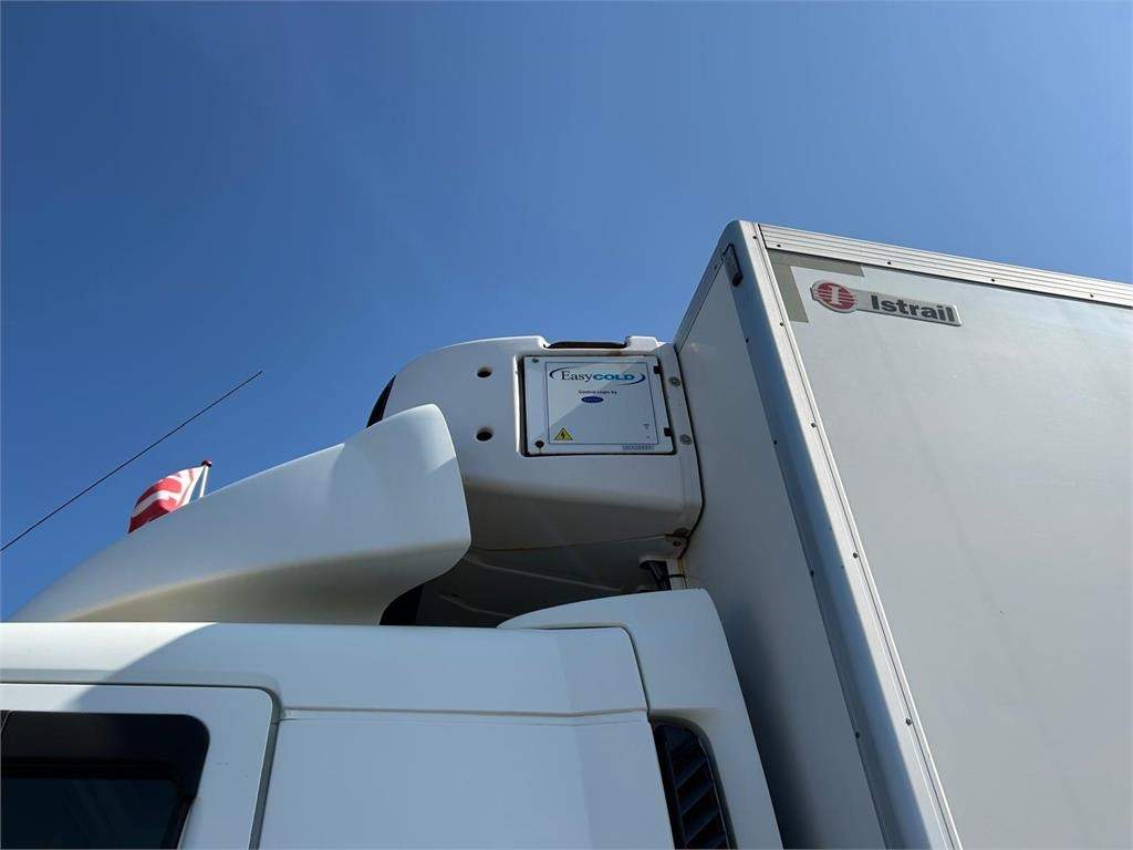 Volvo FL 280 (12 ton) Dobbelt compartment  - Рефрижератор: фото 3 Volvo FL 280 (12 ton) Dobbelt compartment  - Рефрижератор: фото 3