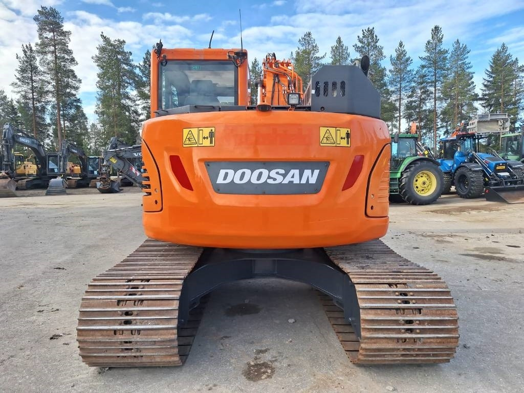 Doosan DX140LCR-5 - Гусеничный экскаватор: фото 3 Doosan DX140LCR-5 - Гусеничный экскаватор: фото 3