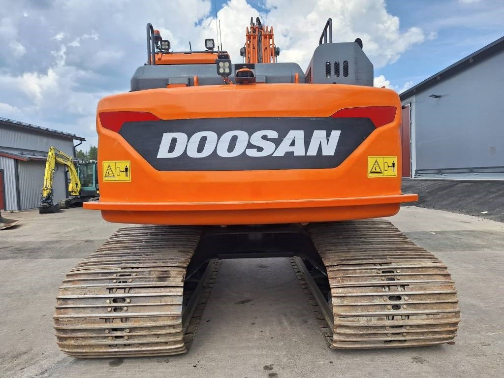 Doosan DX160LCH-5 METSÄMALLI KALLISTAJALLA  - Гусеничный экскаватор: фото 3 Doosan DX160LCH-5 METSÄMALLI KALLISTAJALLA  - Гусеничный экскаватор: фото 3