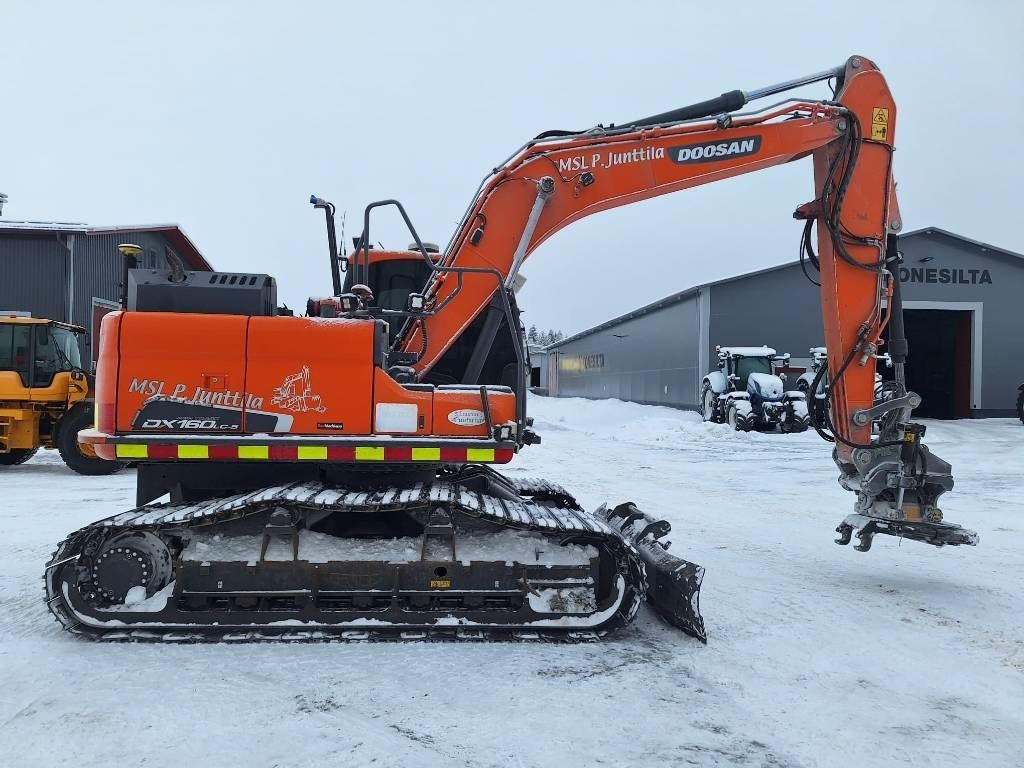 Doosan MYYTY! SOLD! DX160LCH-5 METSÄMALLI - Гусеничный экскаватор: фото 4 Doosan MYYTY! SOLD! DX160LCH-5 METSÄMALLI - Гусеничный экскаватор: фото 4