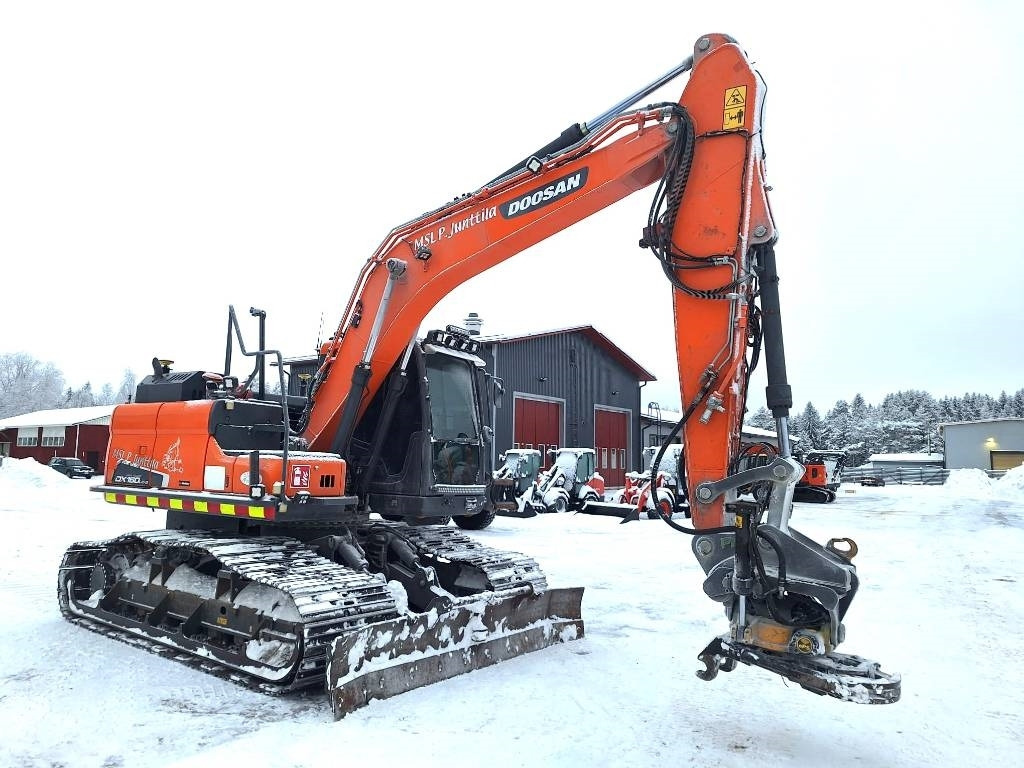 Doosan MYYTY! SOLD! DX160LCH-5 METSÄMALLI - Гусеничный экскаватор: фото 5 Doosan MYYTY! SOLD! DX160LCH-5 METSÄMALLI - Гусеничный экскаватор: фото 5