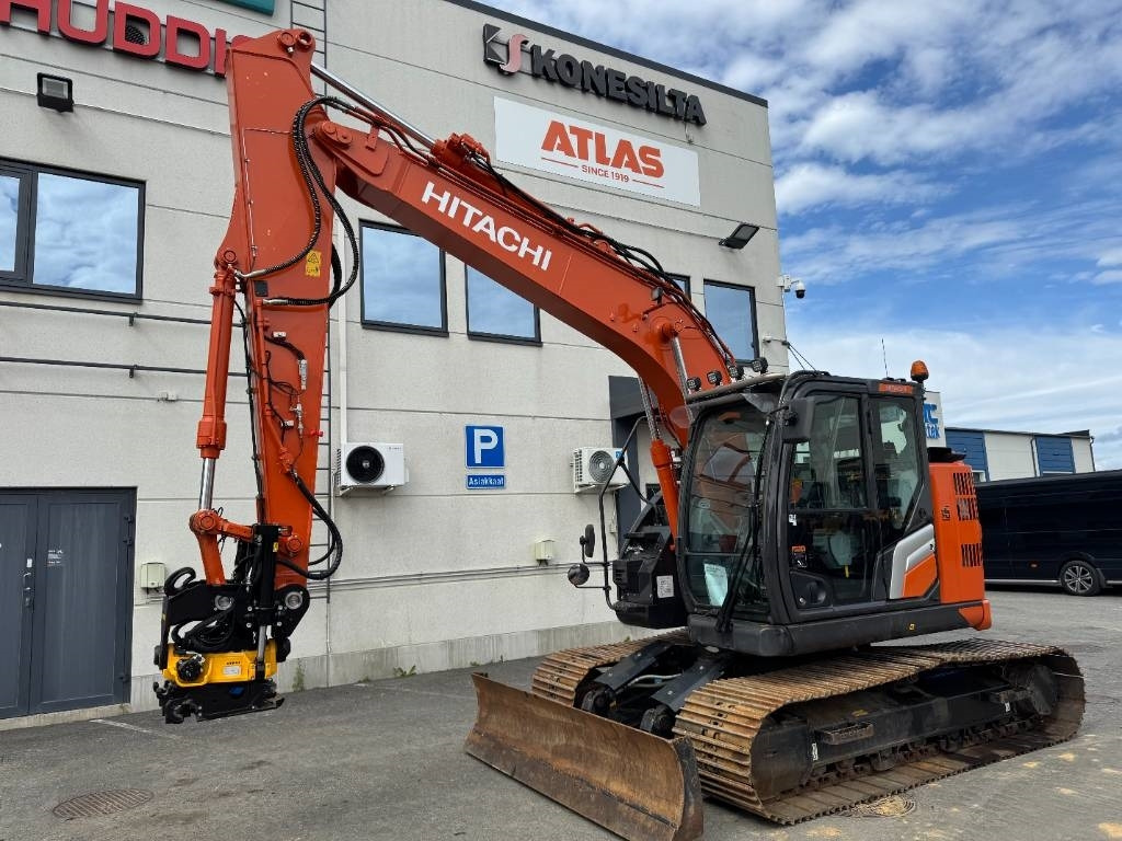 Hitachi ZX 135 USBL-7 - Гусеничный экскаватор: фото 2 Hitachi ZX 135 USBL-7 - Гусеничный экскаватор: фото 2