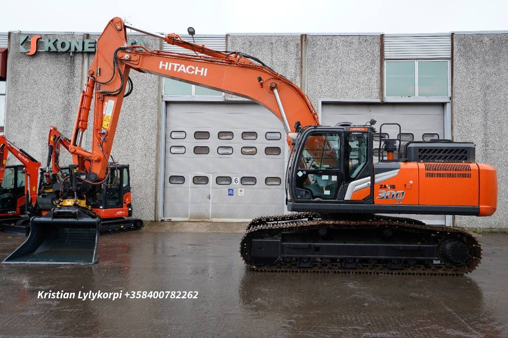 Hitachi ZX300LC-7 ENGCONILLA - Гусеничный экскаватор: фото 1 Hitachi ZX300LC-7 ENGCONILLA - Гусеничный экскаватор: фото 1