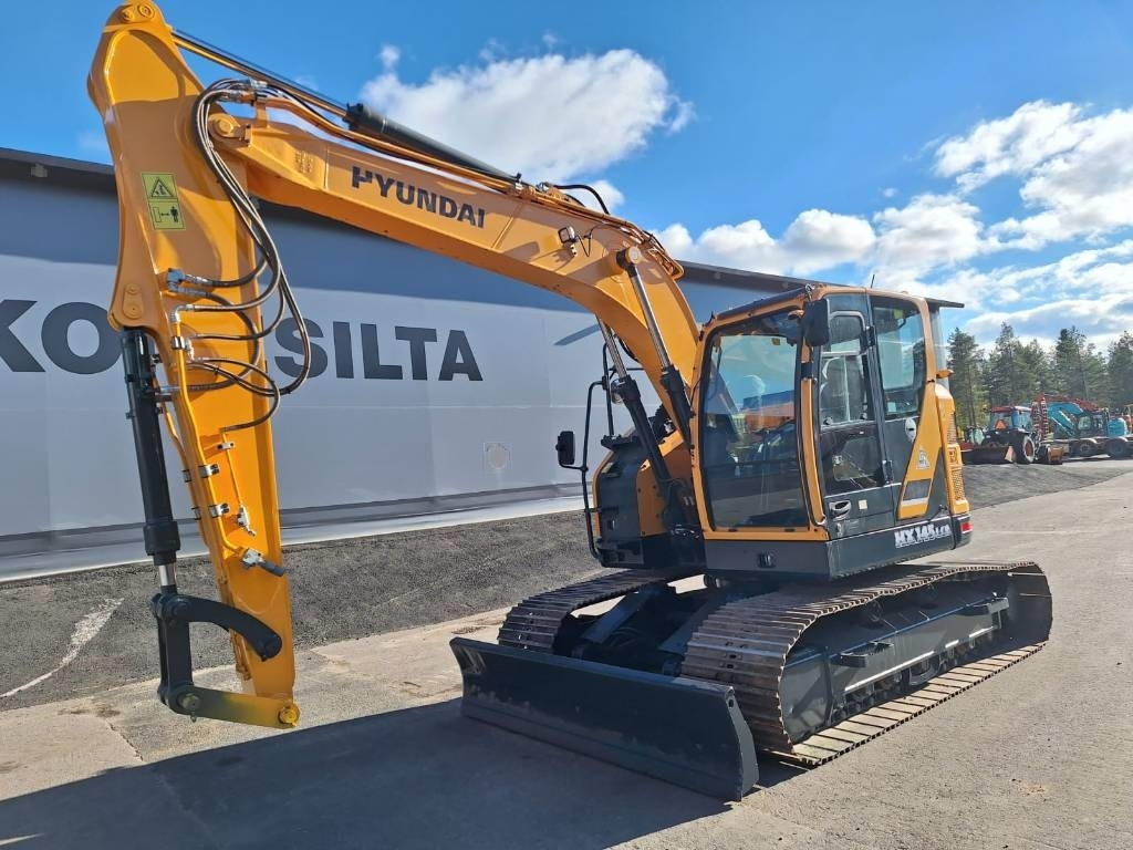 Hyundai HX145LCR DOZER  - Гусеничный экскаватор: фото 2 Hyundai HX145LCR DOZER  - Гусеничный экскаватор: фото 2