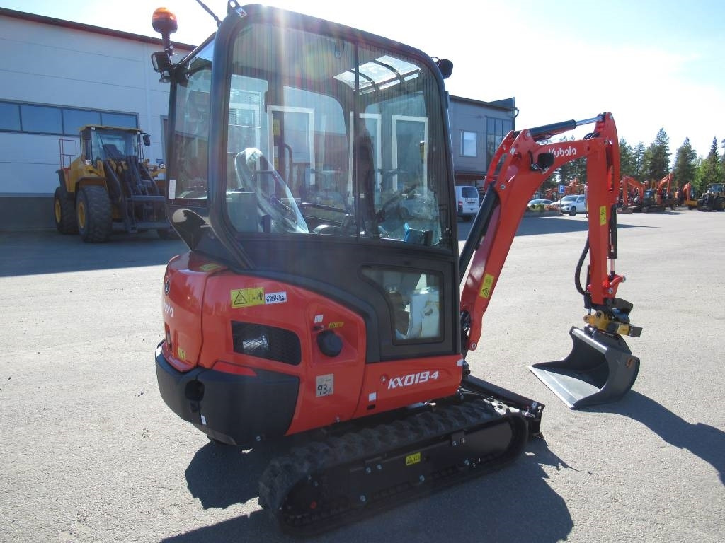 Kubota KX019-4 ENGCONILLA, UUSI - Мини-экскаватор: фото 4 Kubota KX019-4 ENGCONILLA, UUSI - Мини-экскаватор: фото 4