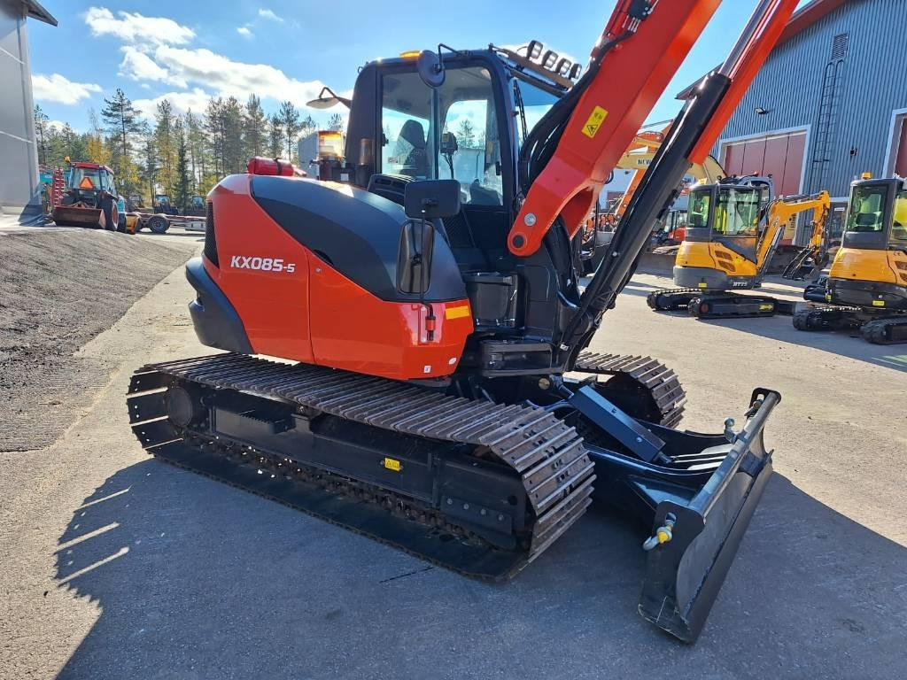 Kubota KX085-5 PYÖRITTÄJÄLLÄ, PIENET TUNNIT  - Мини-экскаватор: фото 5 Kubota KX085-5 PYÖRITTÄJÄLLÄ, PIENET TUNNIT  - Мини-экскаватор: фото 5