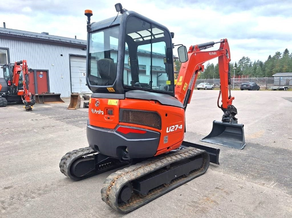 Kubota U27-4 KALLISTAJALLA, HUOLLETTU - Мини-экскаватор: фото 4 Kubota U27-4 KALLISTAJALLA, HUOLLETTU - Мини-экскаватор: фото 4