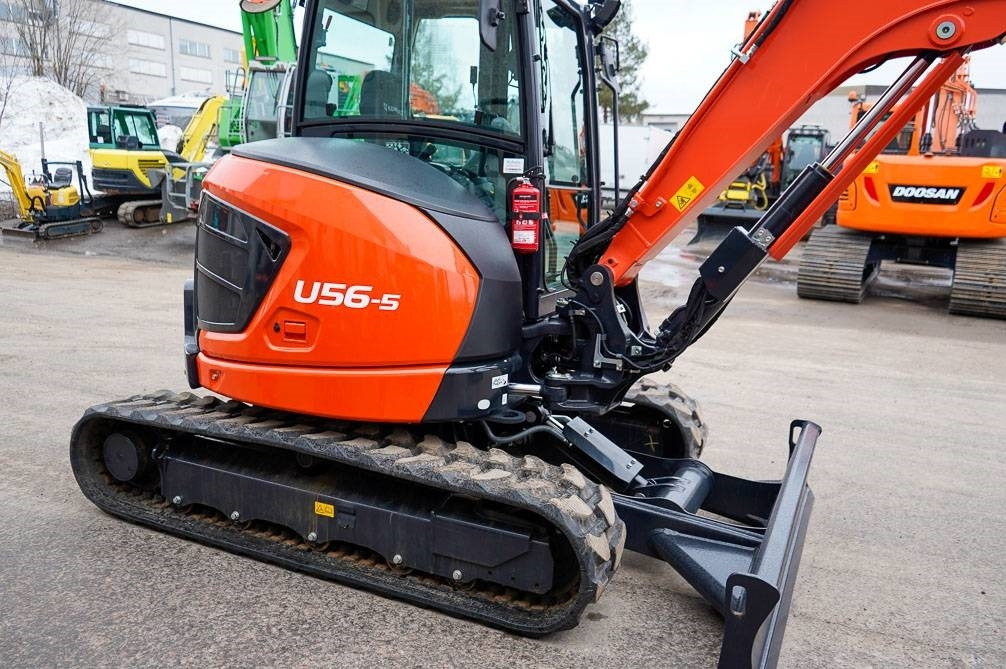 Мини-экскаватор Kubota U56-5 VALMIIKSI VARUSTELTU: фото 6